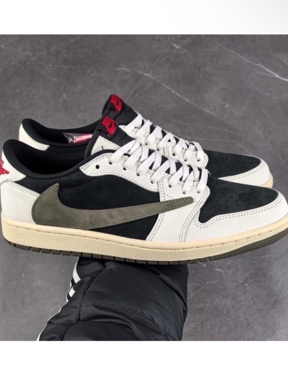 Nike Travis Scott Women’s Sneakers Black White Olive